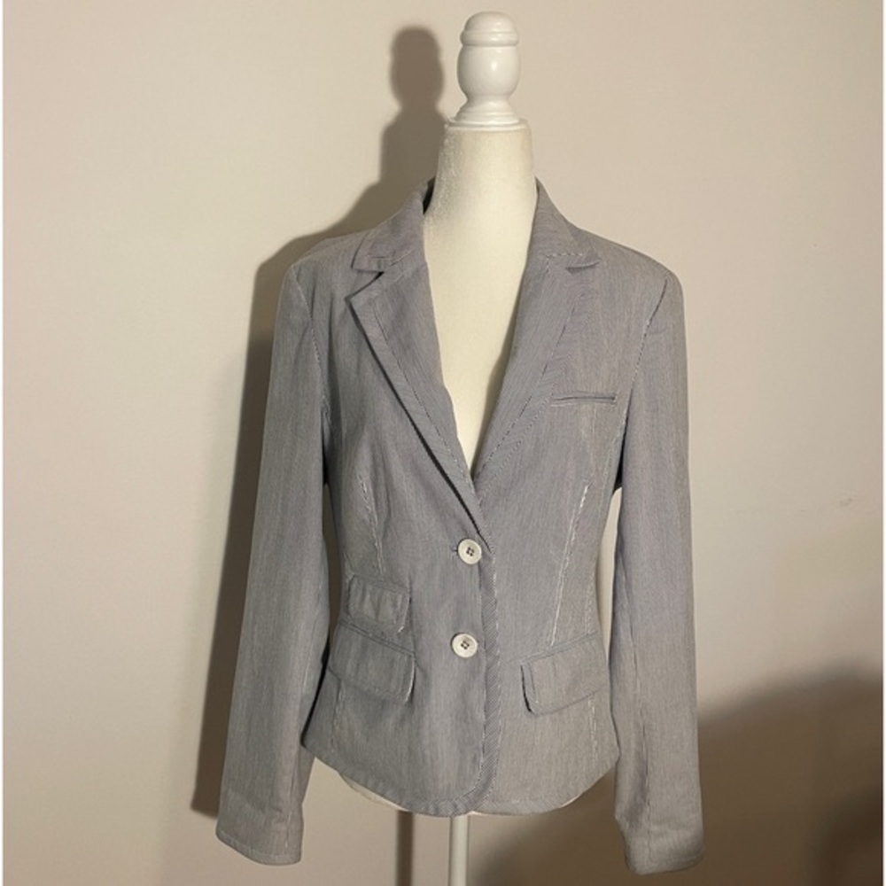 Jasper J Conran Woman’s Pinstripe Fitted Blazer/Jacket Light Blue Denim Size 14